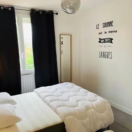 Ferienhaus Maison Proche Circuit 24H Du Mans 5 Ch/ 200M2 *